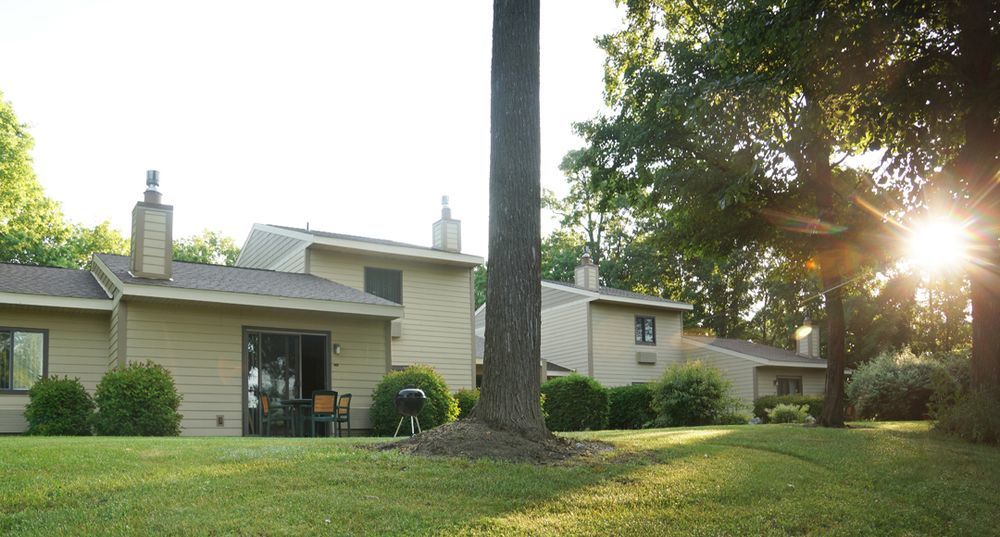 Sugar Lake Lodge Grand Rapids Exterior photo